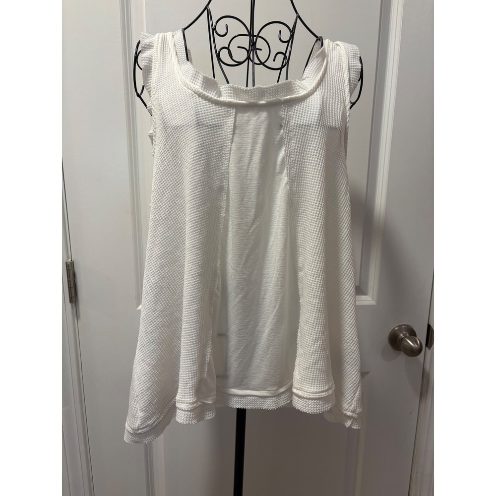 POL White Waffle Knit Sleeveless‎ Flowy Layered Tank Top